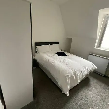 Cozy Flat For 4 In City Center Gs403